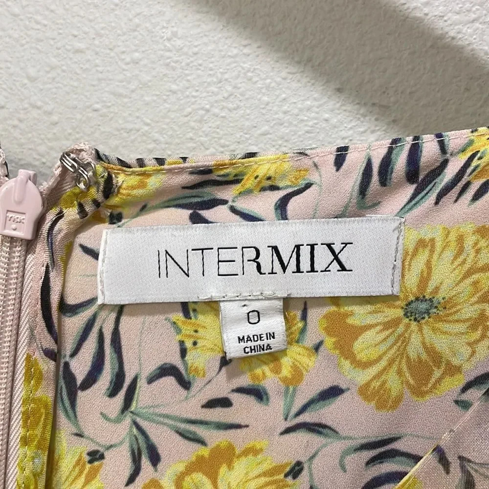 Intermix woman’s yellow flower long sleeve dress - Picture 5 of 11
